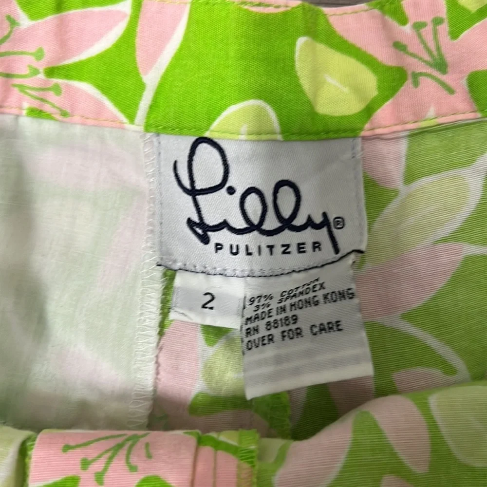 Vintage Lilly Pulitzer Pink & Green Floral Shorts - Picture 3 of 10